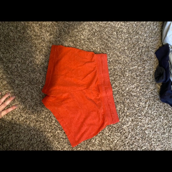 Red cotton Nike shorts - Picture 4 of 4
